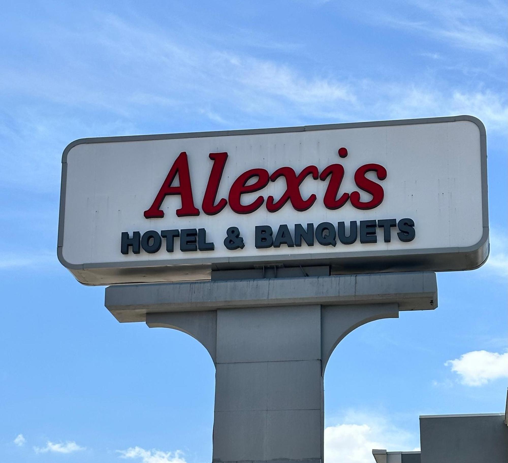 Alexis Hotel & Banquets Dallas Park Central Galleria Zewnętrze zdjęcie
